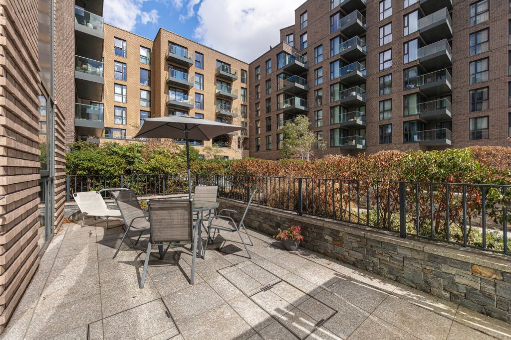 Property photo 3 of 11 094A8987