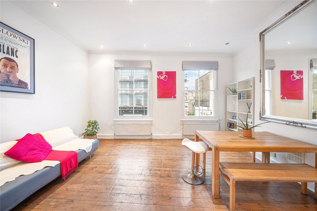 Property photo 2 of 8 Reception Room