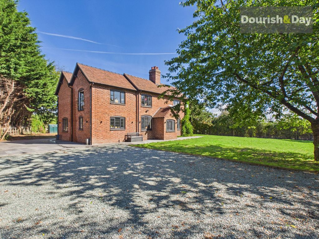 Property photo 2 of 46