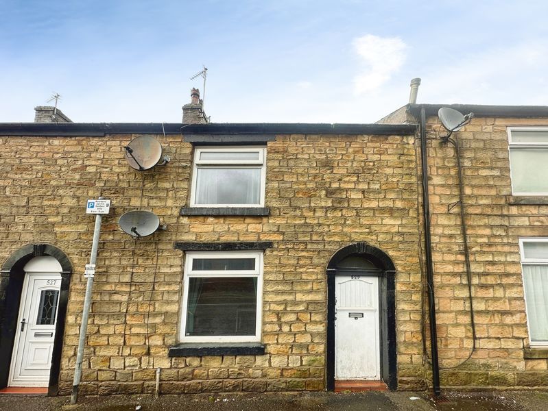 Property photo 1 of 9 External