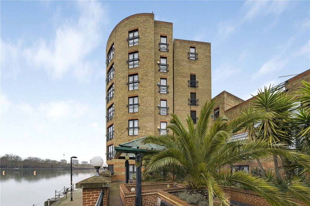 Property photo 1 of 23 Picture No. 22