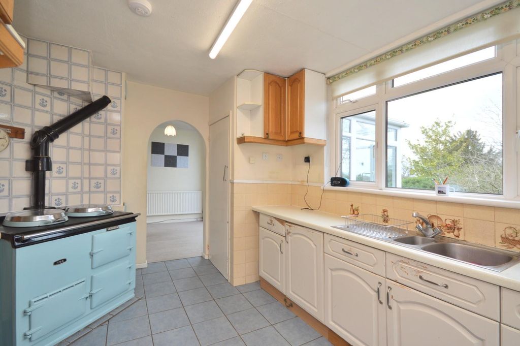 Property photo 2 of 22 Kitchen