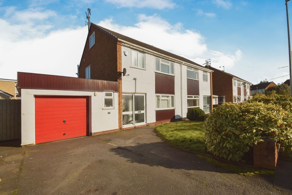 Property photo 1 of 21