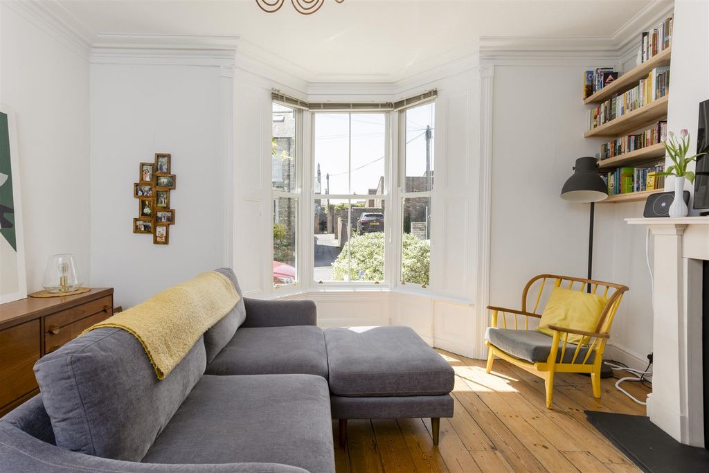Property photo 3 of 36 3_Bewlay_Street_20.Jpg