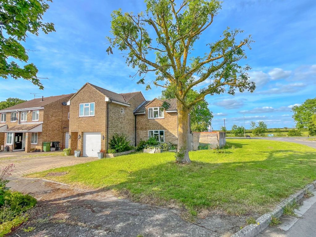 Property photo 1 of 18