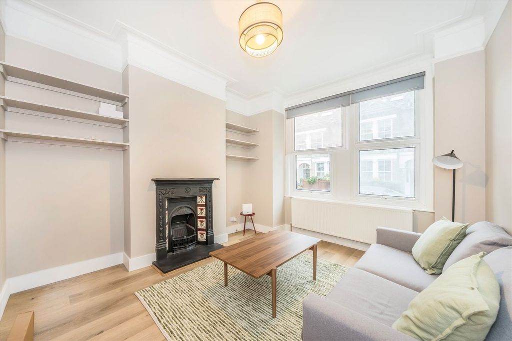 Property photo 1 of 7