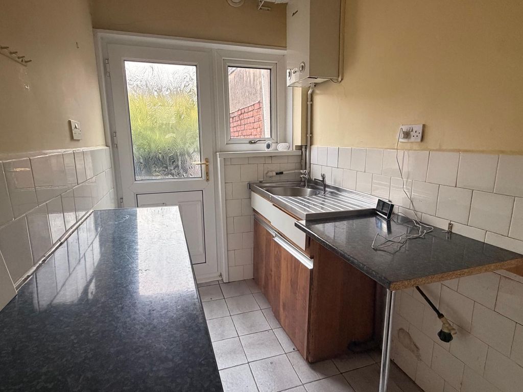 Property photo 2 of 14