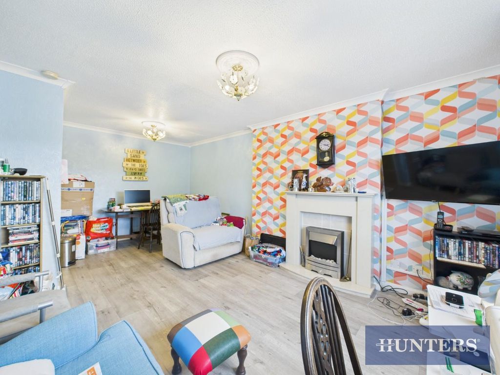 Property photo 3 of 11 Cam05333G0-Pr0229-Still013.Jpg