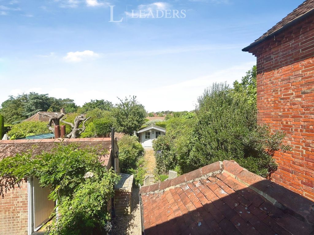 Property photo 2 of 16 Pbox-Img.Jpg
