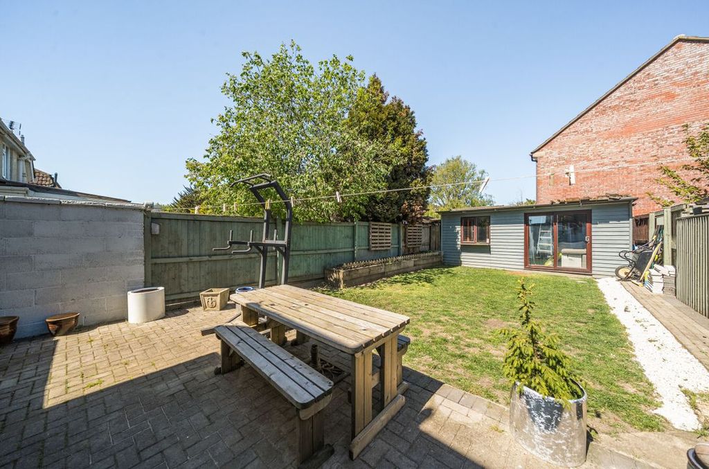 Property photo 3 of 11 14514651169F34342c1411