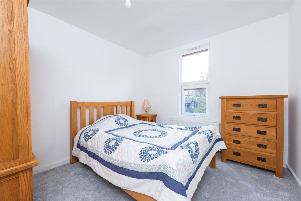 Property photo 3 of 5 Picture No. 07