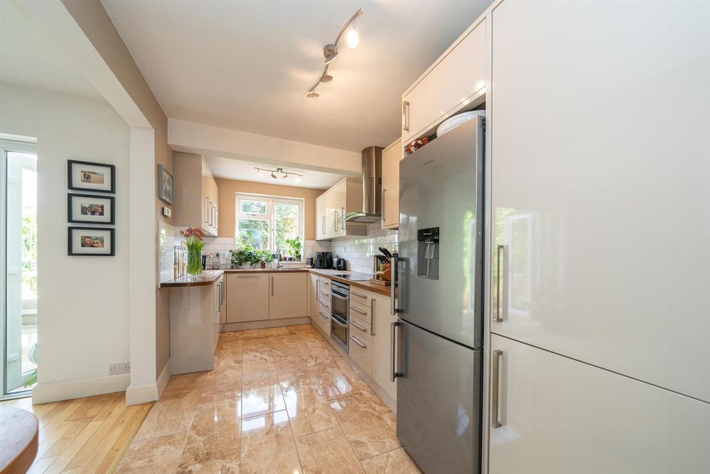 Property photo 3 of 29 48-Dickinson-Avenue-5650.Jpg