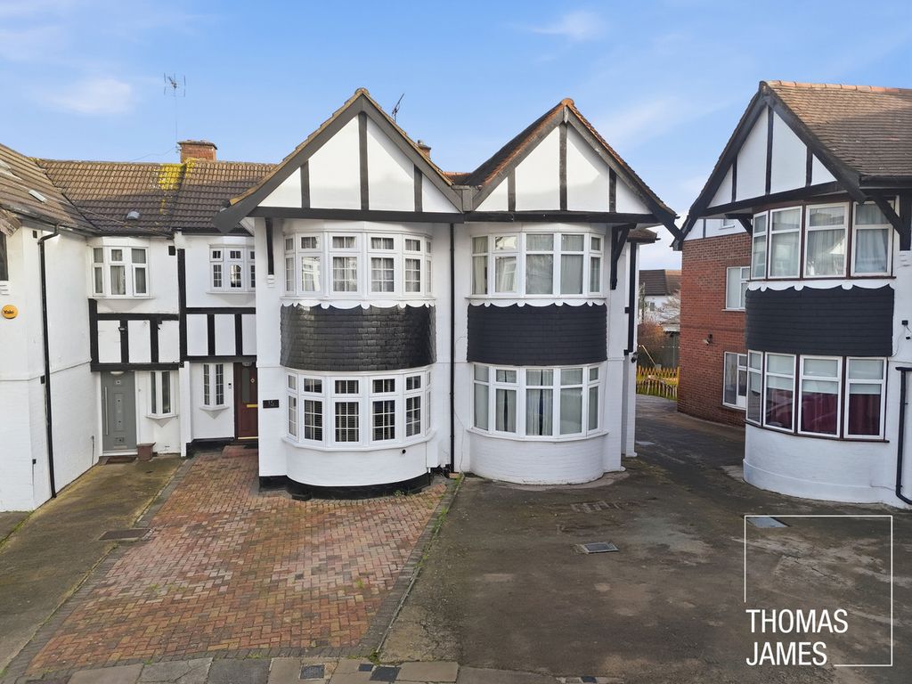 Property photo 1 of 31