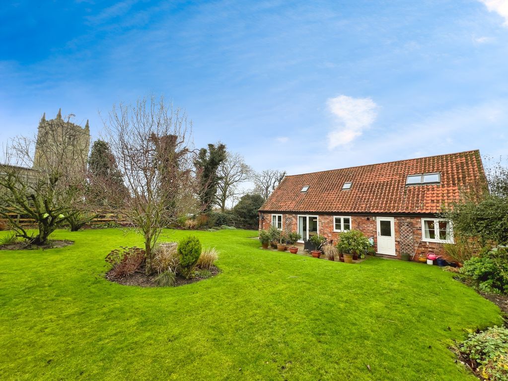 Property photo 2 of 29