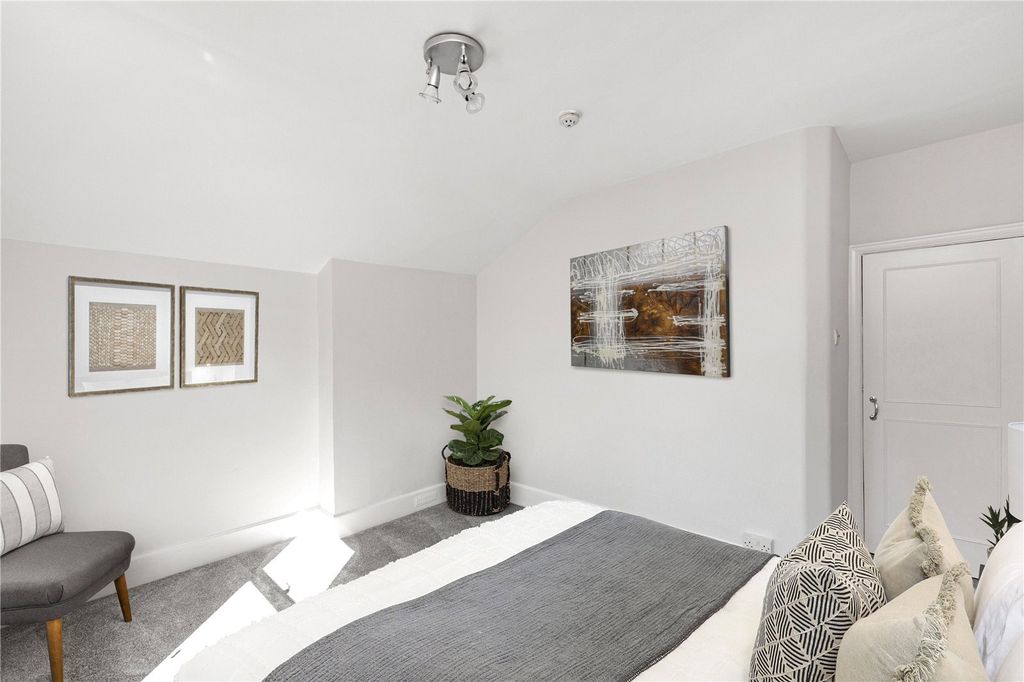 Property photo 3 of 8 Picture No. 08