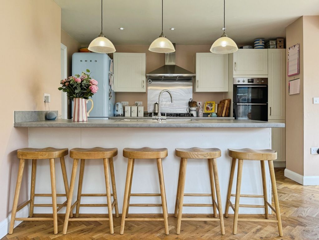 Property photo 2 of 29 Pbox-Img.Jpg
