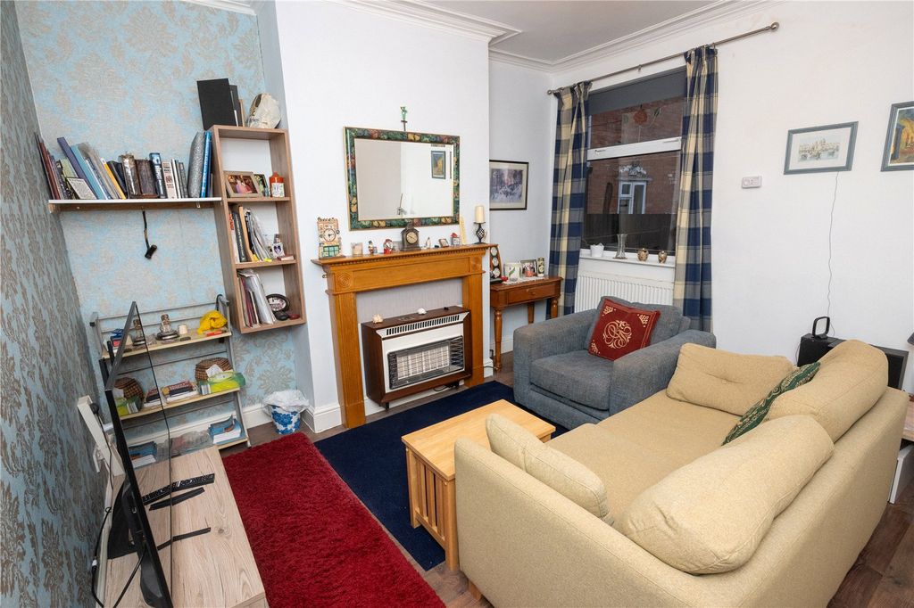 Property photo 3 of 15 Picture No. 08