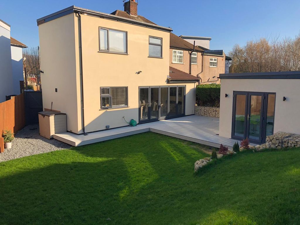 Property photo 1 of 29