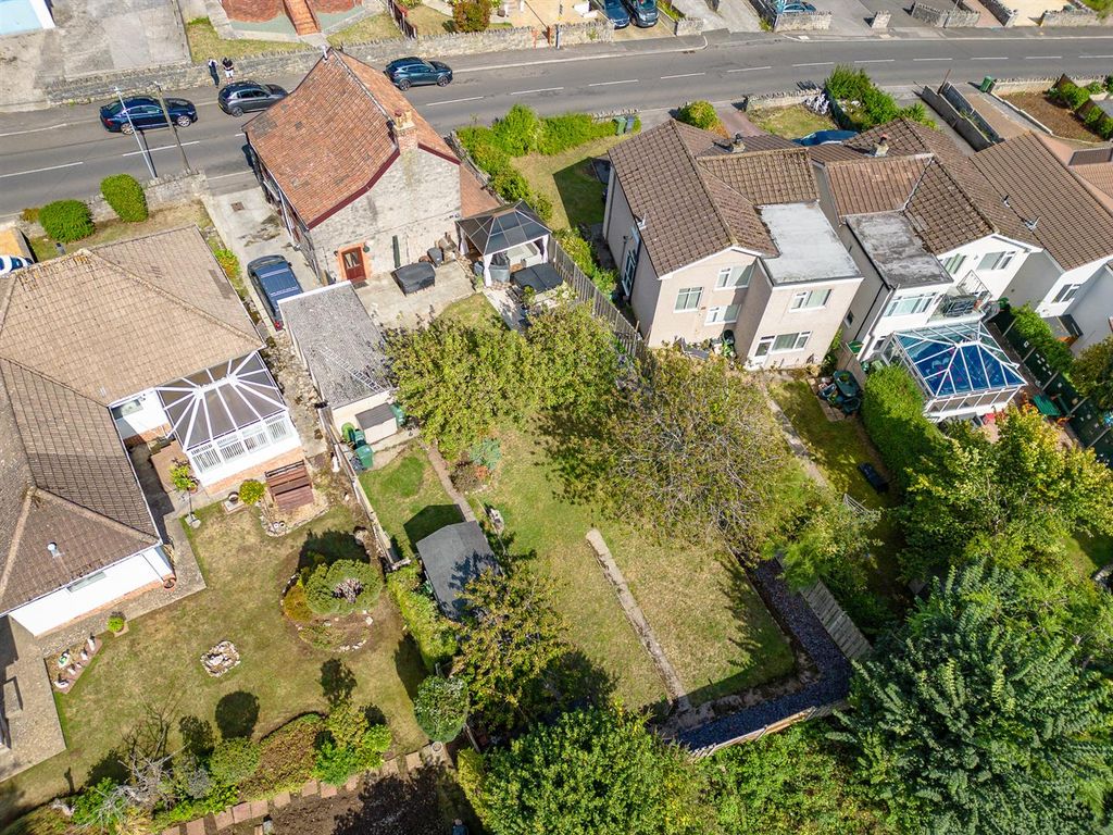 Property photo 1 of 19 Garden Aerial.Jpg
