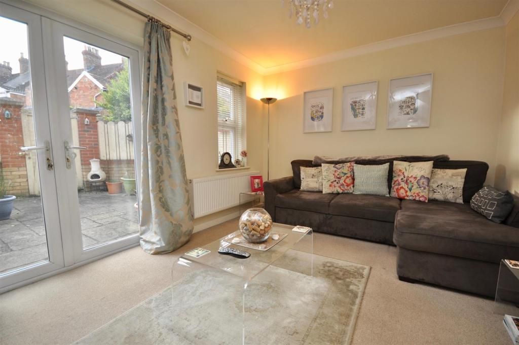 Property photo 2 of 13 Image