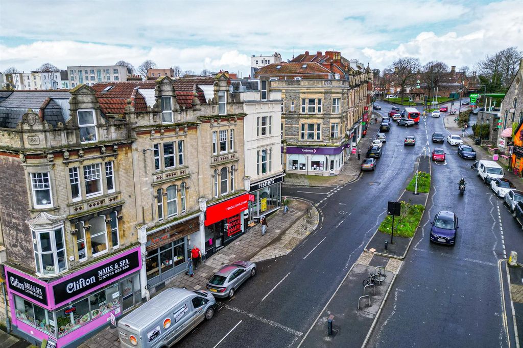 Property photo 3 of 43 152 Whiteladies Road, Clifton, Bristol Bs8 2Xz | F