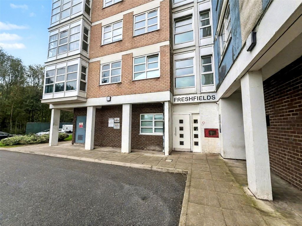 Property photo 3 of 20 Picture No. 33