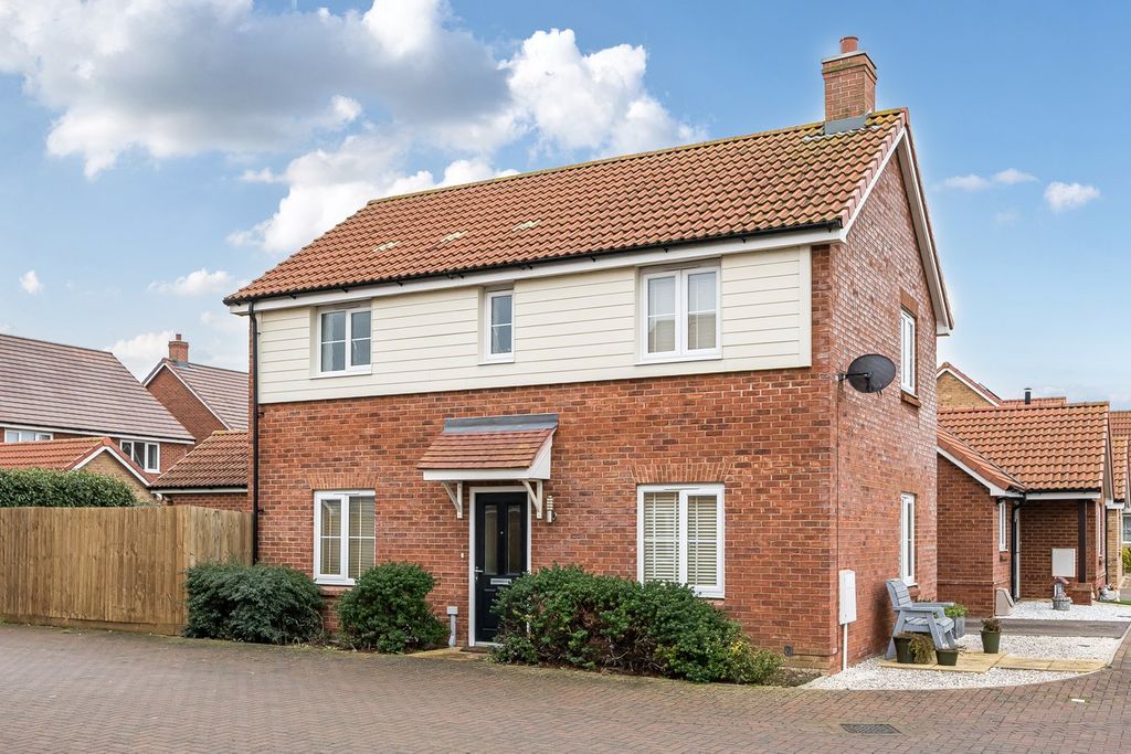 Property photo 1 of 20