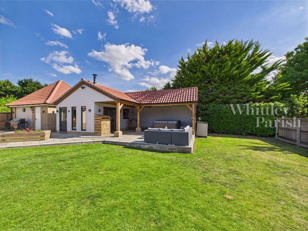 Property photo 3 of 45