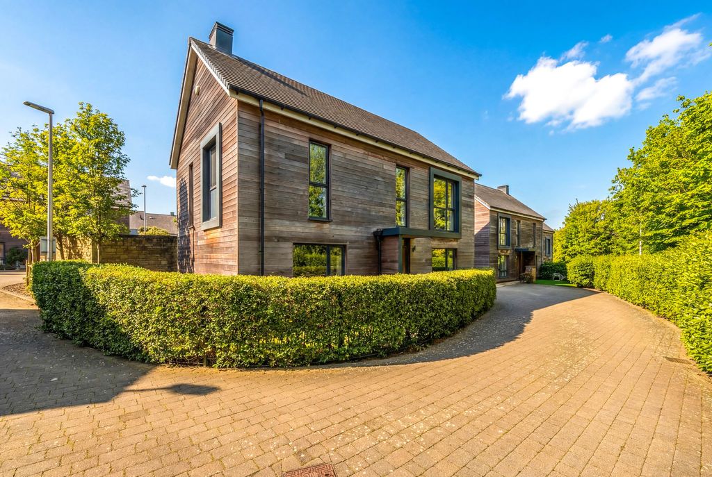 Property photo 1 of 41 Photo 42