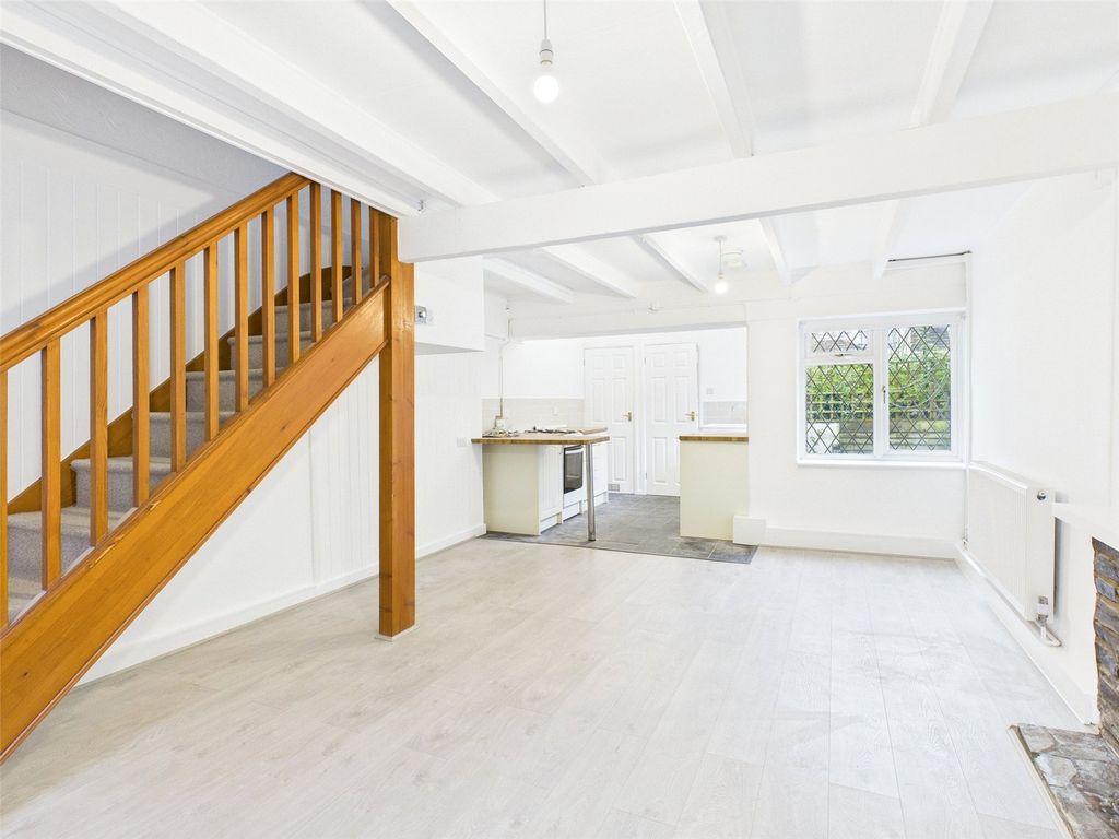 Property photo 2 of 11 Picture No. 03