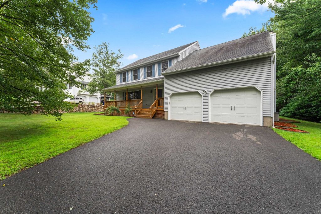 Property photo 1 of 31