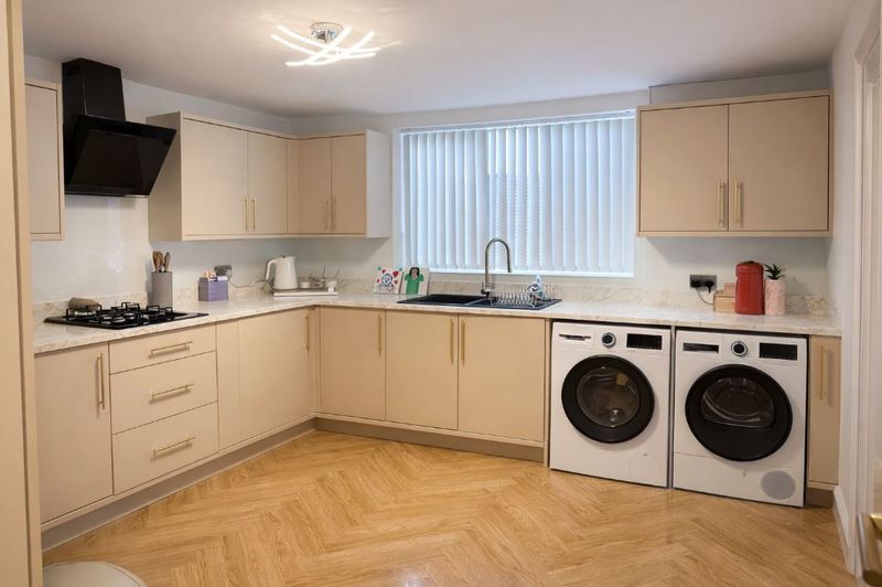 Property photo 2 of 16 Photo 2