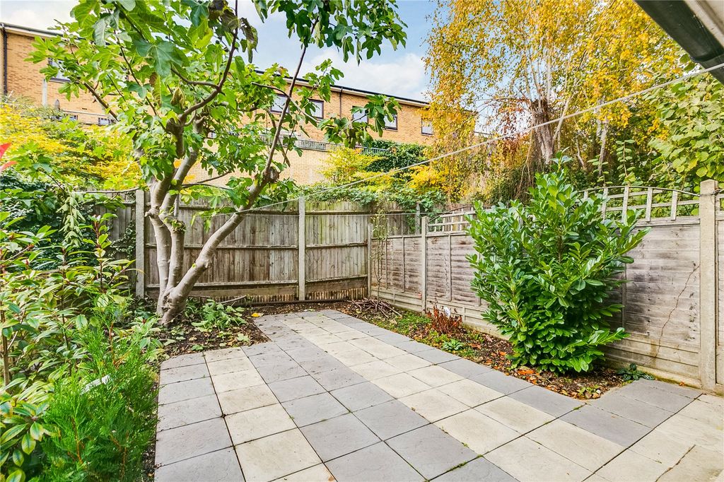 Property photo 3 of 10