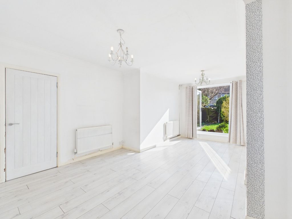 Property photo 3 of 15 4851427