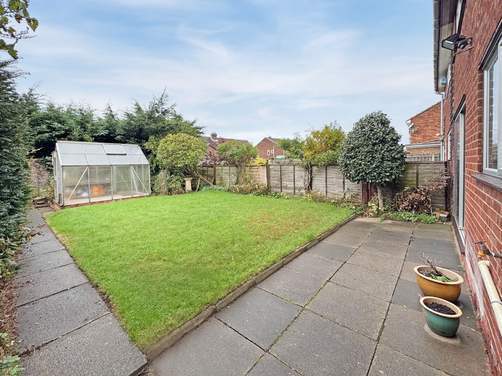 Property photo 3 of 37