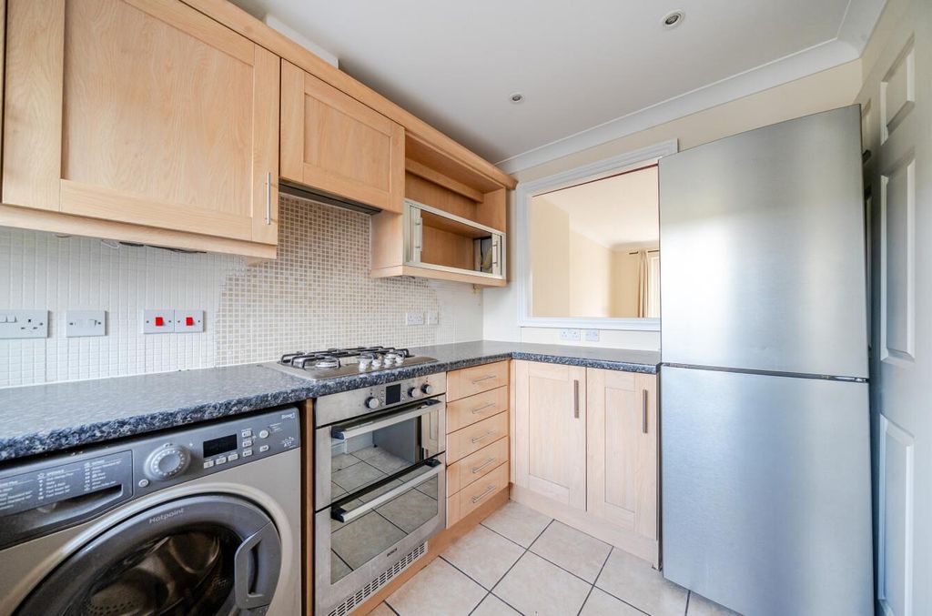 Property photo 2 of 14 15-6A71d4F2723cd-1500497-19Fcc96A7E715-16-15.Jpg