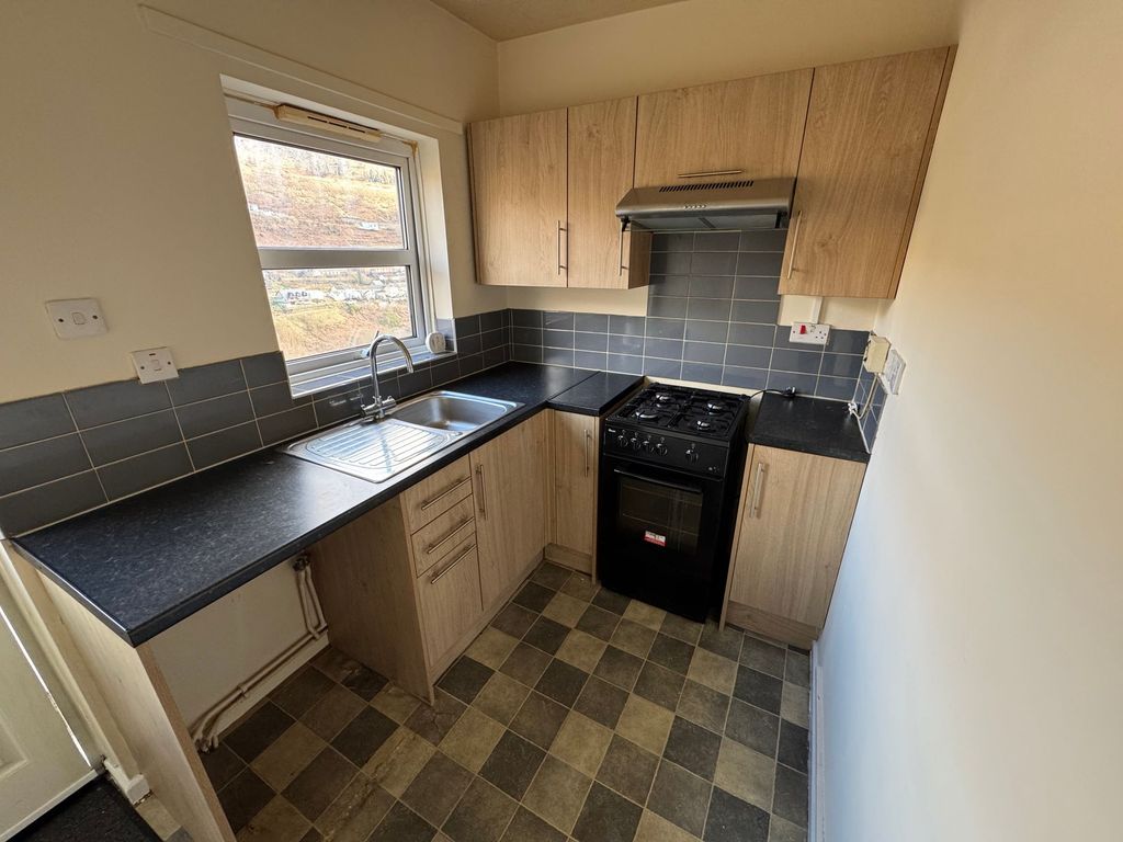Additional image 6 of 1 bed flat to rentNorth Road, Ferndale CF43