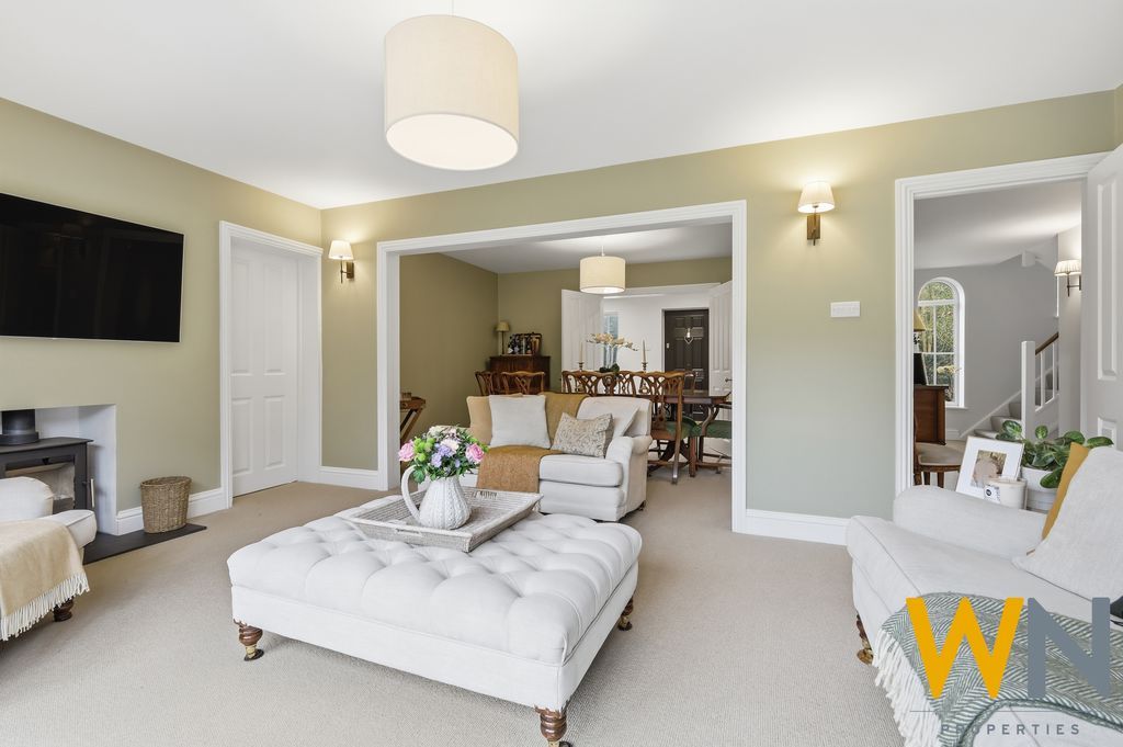 Property photo 3 of 41 Photo 10