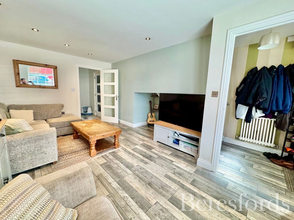 Property photo 2 of 17 Picture 2