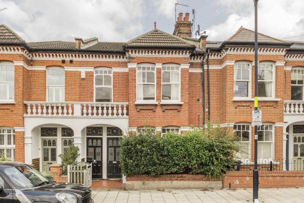 Property photo 1 of 6