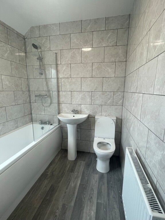 Property photo 2 of 4 Picture No. 01