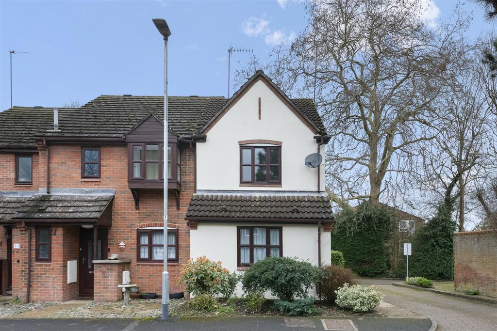 Property photo 1 of 13