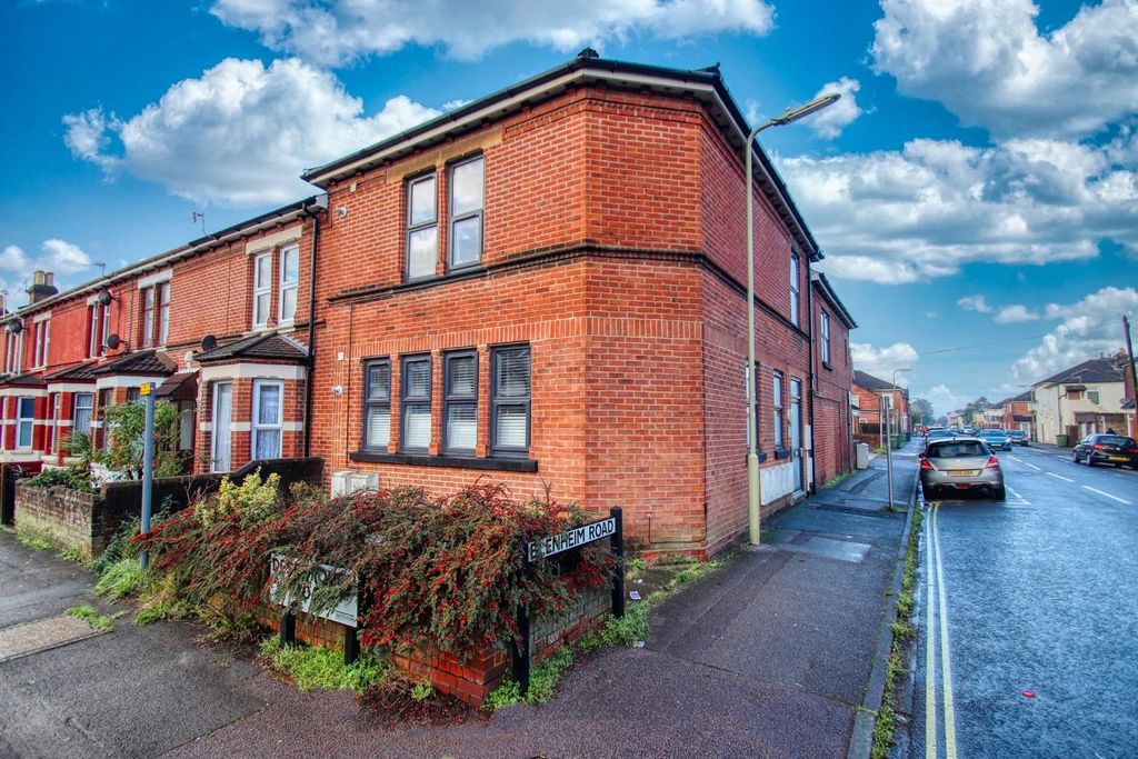 Property photo 1 of 12 Img_1376.Jpg