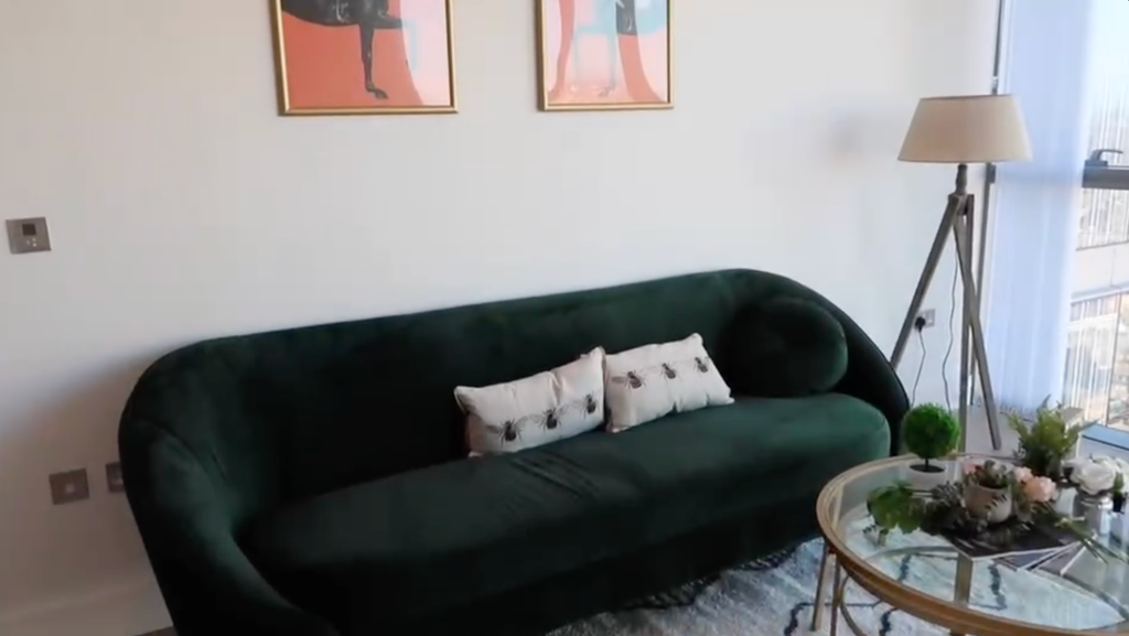 Property photo 1 of 5
