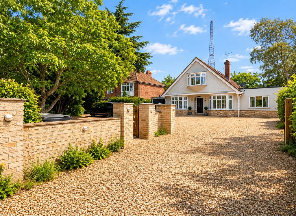 Property photo 1 of 34 5088F840-1691-4Bcb-Ac8C-E53Ca9BBC9C0.Png
