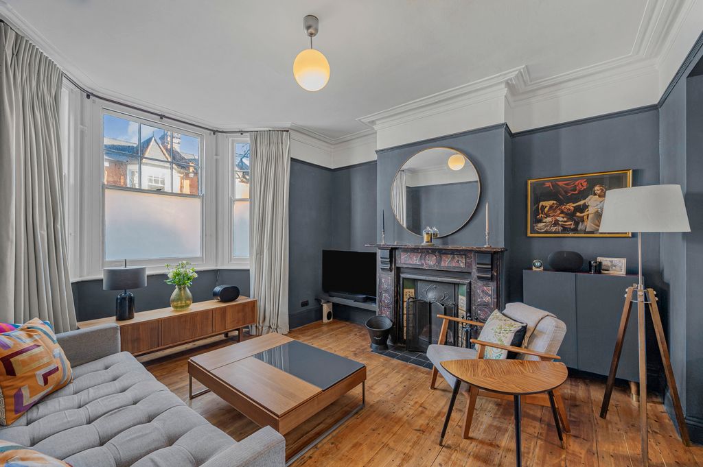 Property photo 3 of 11 Picture No. 10