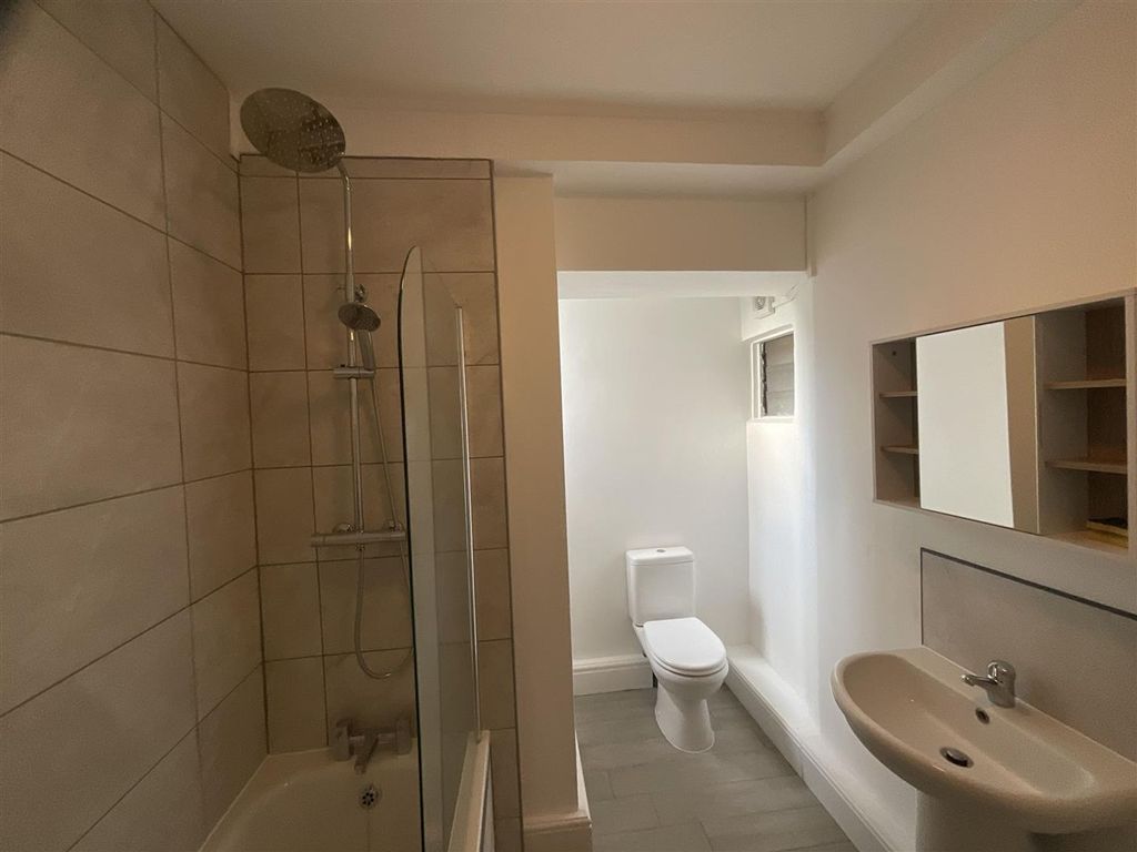 Property photo 2 of 14 07C69479-5968-46A5-Ac36-6927Ca8834D7.Jpeg