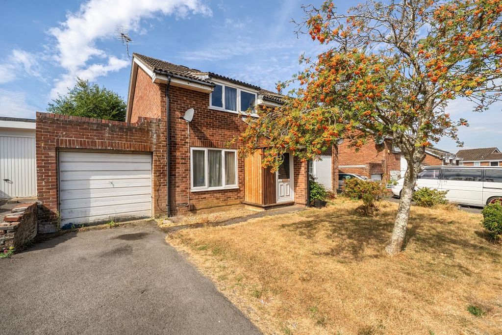 Property photo 1 of 11 150377212