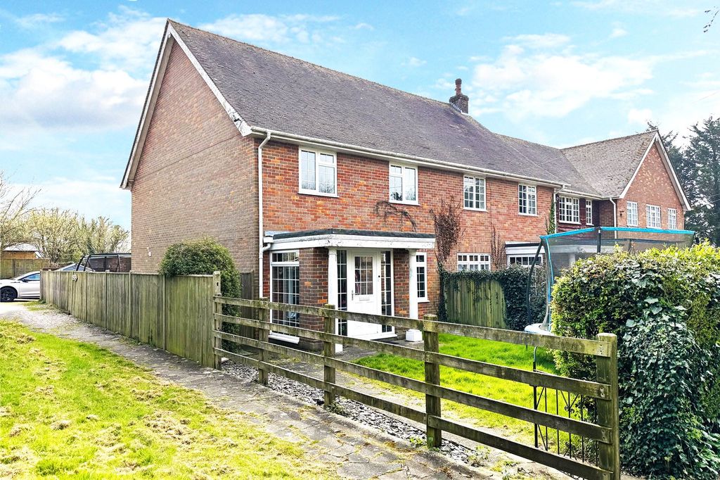 Property photo 1 of 17 Picture No. 23