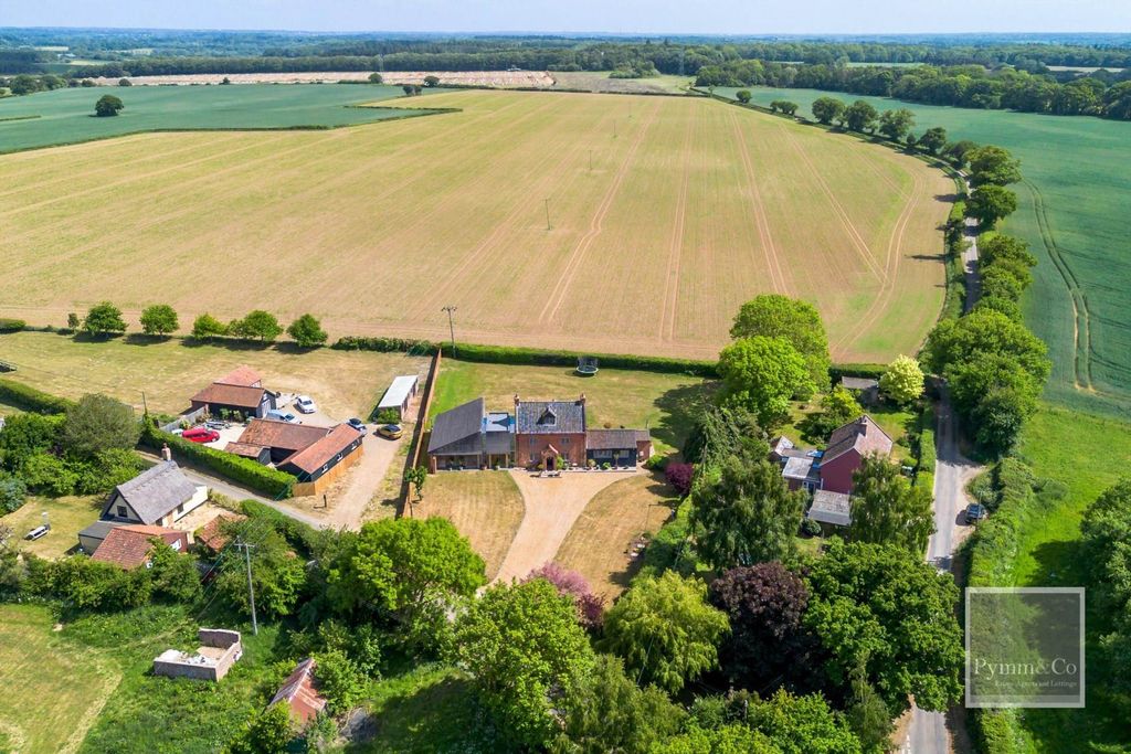 Property photo 3 of 25